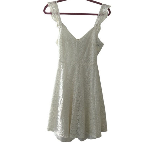 Lulus - White Lace Backless Dress - Picture 3 of 13